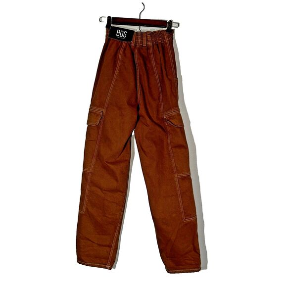 NWT BDG Urban Outfitters Women Cargo Pants Relaxed Skate Jeans Cocoa Brown sz 25 - Picture 2 of 11